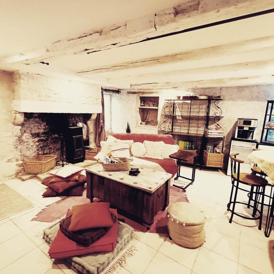Gite 3 Etoiles Avec Spa, 2 Chambres Le Logis De Pearl Salles-sur-Mer Extérieur photo