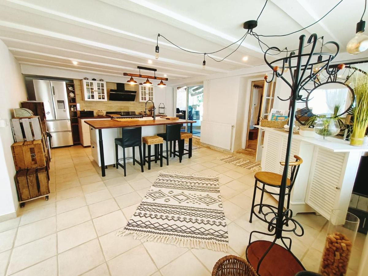 Gite 3 Etoiles Avec Spa, 2 Chambres Le Logis De Pearl Salles-sur-Mer Extérieur photo
