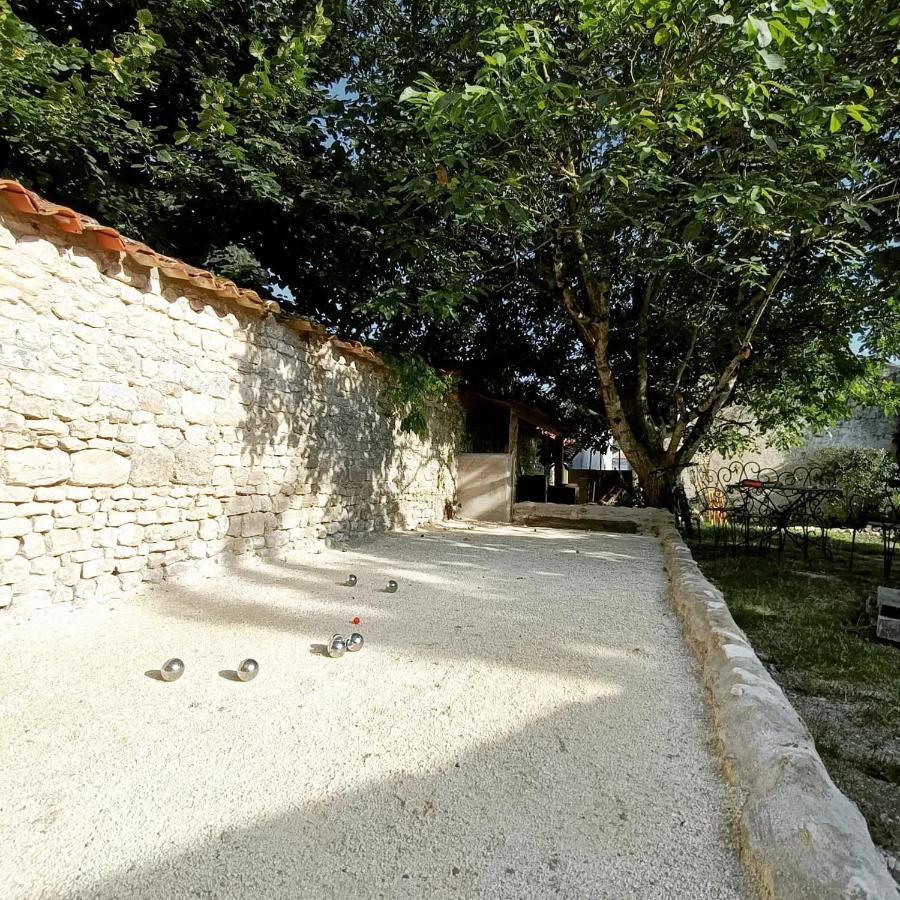 Gite 3 Etoiles Avec Spa, 2 Chambres Le Logis De Pearl Salles-sur-Mer Extérieur photo